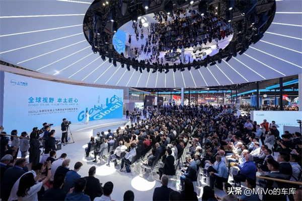 上汽破殼重生，一路向“新”而行